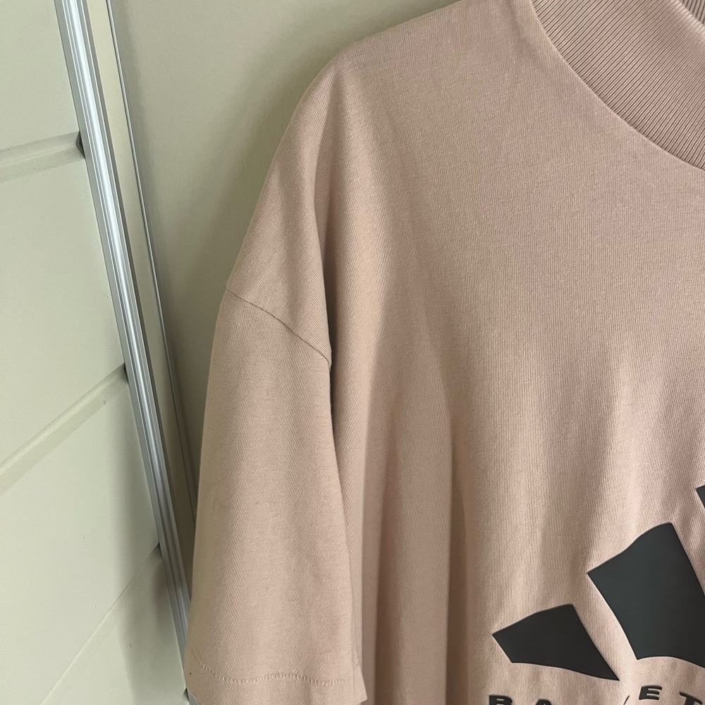 NWT Adidas Jersey Tee - Picture 4 of 5